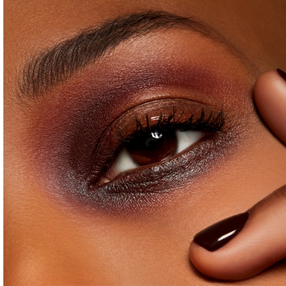 M.A.C. Eyeshadow- Color- I'm Into It Matte - Picture 7 of 7